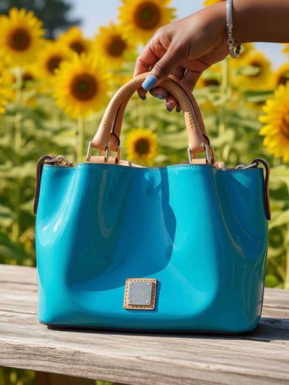 Dooney & Bourke SAMPLE Mini Barlow Patent Leather Bag NWT - Picture 1 of 12